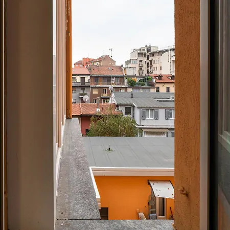 Roncaglia 25, * Mailand