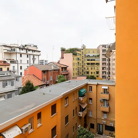 Διαμέρισμα Roncaglia 25,